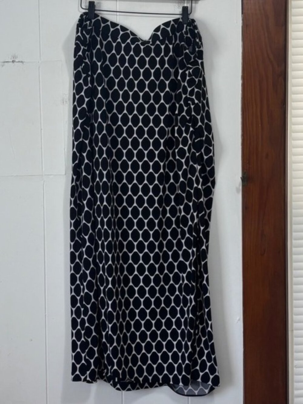 Lane Bryant Womens Plus Size 26/28 Black White Geometric Honeycomb Maxi Skirt